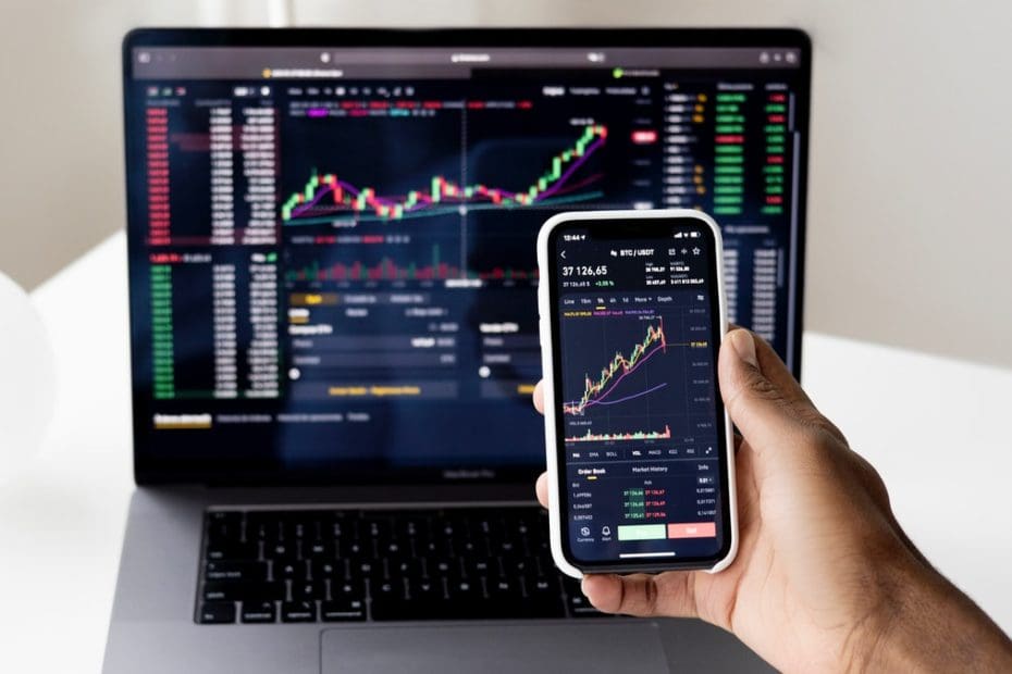 Why Ticker Tape is the top Fundamental Stock Screener? StockManiacs